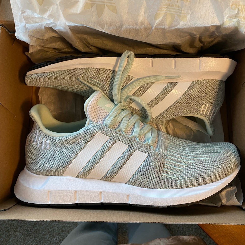 NEW! Adidas Swift run shoes, size 9.